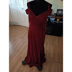 New 10P R&M Petite Metallic Scarlet Red Off Shoulder Formal Dress Wedding Prom
